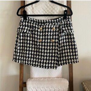 House of Harlow 1960 Black and White Mini Skirt Cocktail